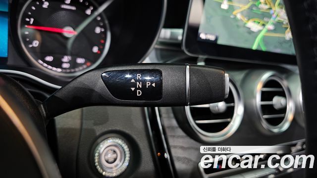 Mercedes-Benz C-Class (W205) C220 d 4MATIC AMG Line 2019 — фото 9