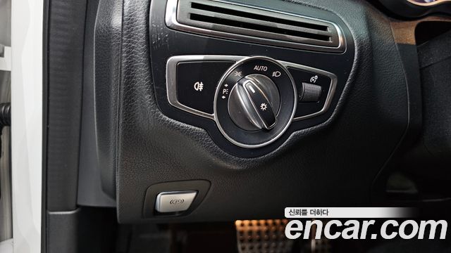 Mercedes-Benz C-Class (W205) C220 d 4MATIC AMG Line 2019 — фото 14