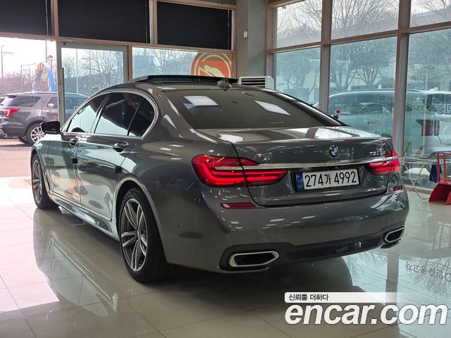 BMW 7 Series (G11) 730Ld xDrive M Sport 2017 — фото 5