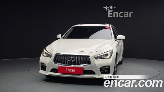 Infiniti Q50 3.5 Hybrid Essence 2016 — фото 3