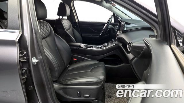 Hyundai Santa Fe Gasoline 2.5T 4WD Prestige 2022 — фото 11