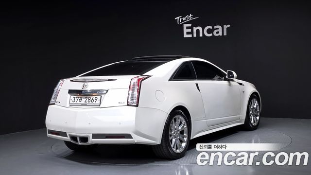 Cadillac CTS (II) 3.6 Coupe 2011 — фото 2