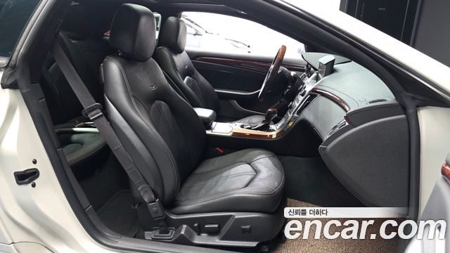 Cadillac CTS (II) 3.6 Coupe 2011 — фото 10