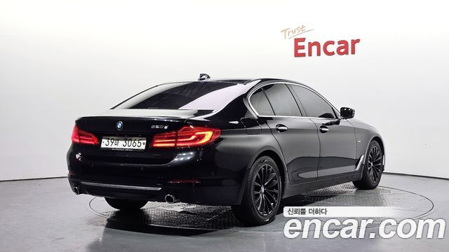 BMW 5 Series (G30) 520d Luxury Special Edition 2018 — фото 2