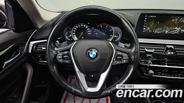 BMW 5 Series (G30) 520d Luxury Special Edition 2018 — фото 12