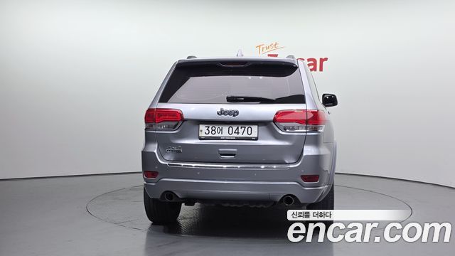 Jeep Grand Cherokee 3.0 Diesel Overland WK2 2015 — фото 4