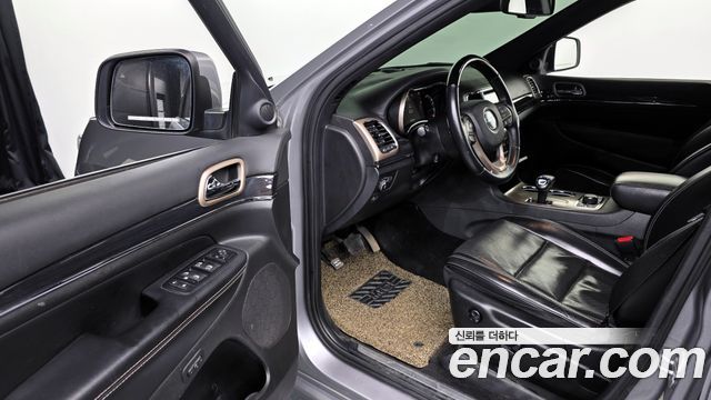 Jeep Grand Cherokee 3.0 Diesel Overland WK2 2015 — фото 10