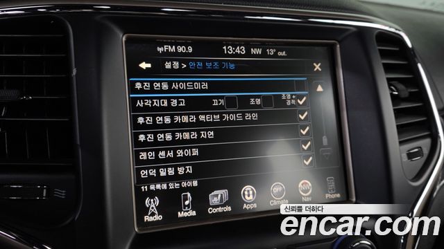 Jeep Grand Cherokee 3.0 Diesel Overland WK2 2015 — фото 14