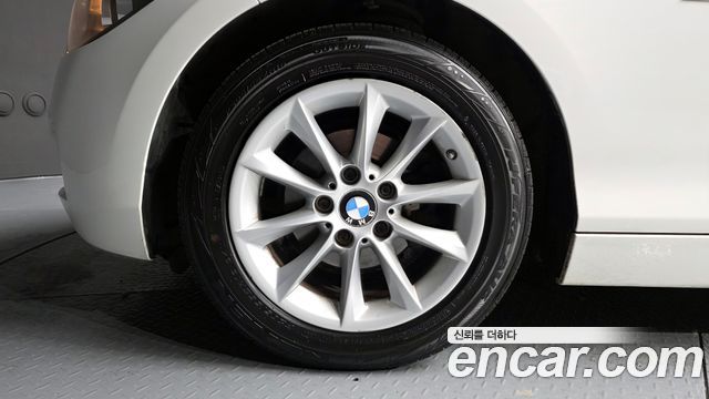 BMW 1 Series (F20) 118d Urban 5Dr 2014 — фото 5