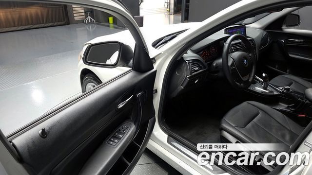 BMW 1 Series (F20) 118d Urban 5Dr 2014 — фото 15
