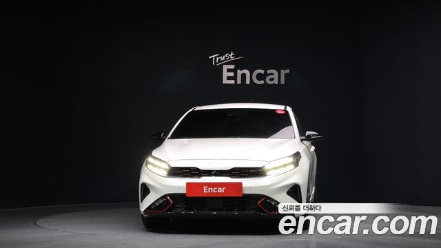 Kia K3 (II) 1.6 Turbo GT 5Door Signature 2022 — фото 3