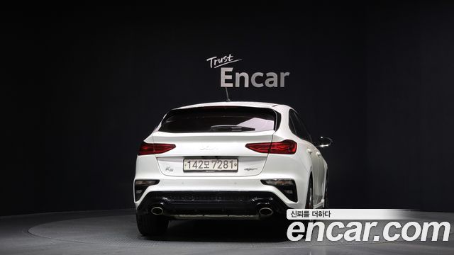 Kia K3 (II) 1.6 Turbo GT 5Door Signature 2022 — фото 4