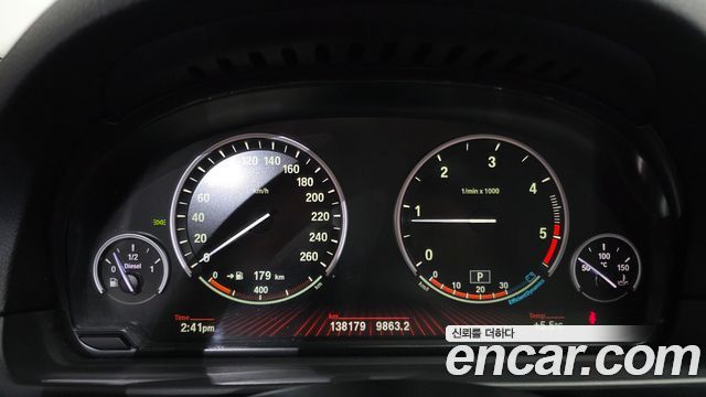 BMW 5 Series (F10) 520d 2011 — фото 8