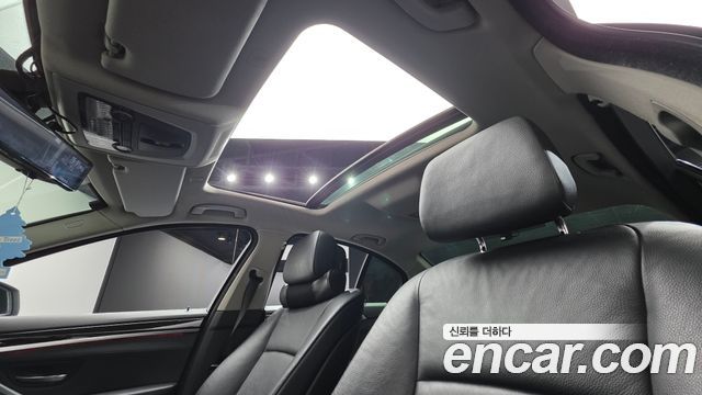 BMW 5 Series (F10) 520d 2011 — фото 12