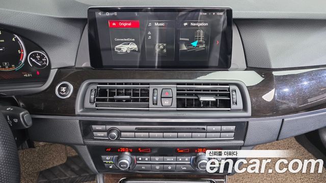 BMW 5 Series (F10) 520d 2011 — фото 15