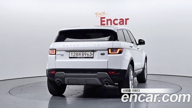 Land Rover Range Rover Evoque 2.0 TD4 HSE 2017 — фото 4
