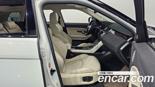 Land Rover Range Rover Evoque 2.0 TD4 HSE 2017 — фото 10