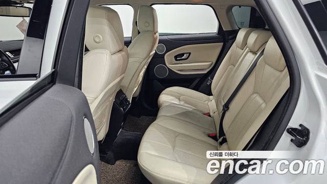 Land Rover Range Rover Evoque 2.0 TD4 HSE 2017 — фото 12