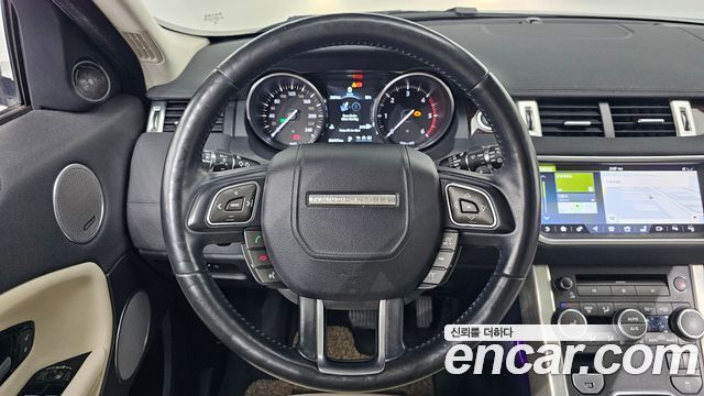 Land Rover Range Rover Evoque 2.0 TD4 HSE 2017 — фото 13