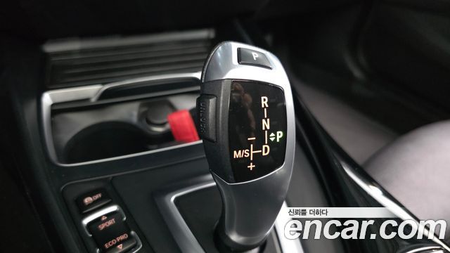 BMW 1 Series (F20) 118d Sport 5Door 2019 — фото 9