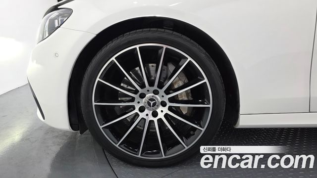 Mercedes-Benz E-Class (W213) E350 4MATIC AMG Line Edition 2021 — фото 5