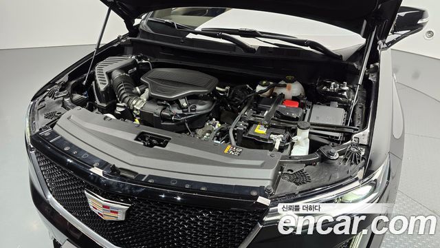 Cadillac XT6 3.6 Sport 2024 — фото 6