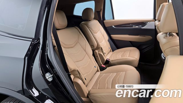 Cadillac XT6 3.6 Sport 2024 — фото 16