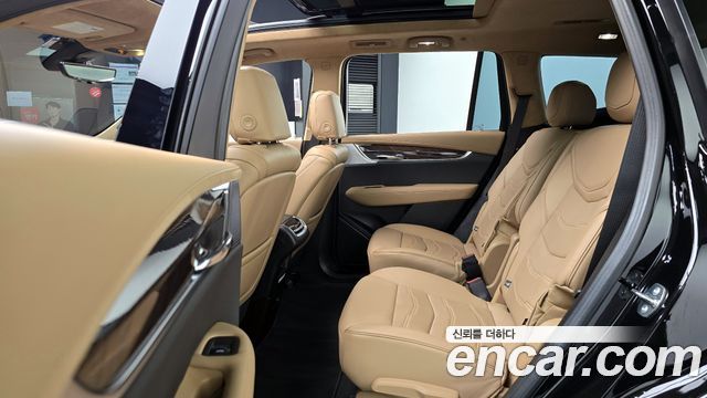 Cadillac XT6 3.6 Sport 2024 — фото 17