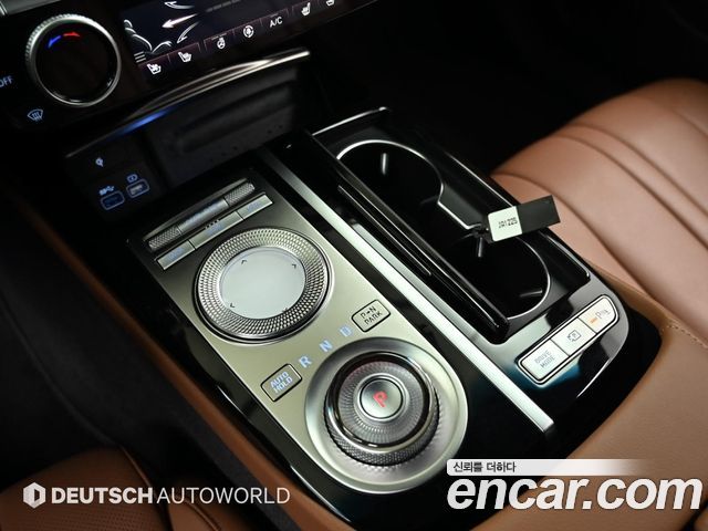 Genesis G80 (RG3) Gasoline 2.5 Turbo AWD 2022 — фото 9