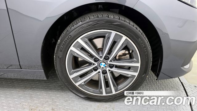 BMW 2 Series Gran Coupe (F44) 220i Advantage 2021 — фото 5