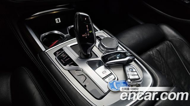 BMW 7 Series (G11) 750Li xDrive Prestige 2016 — фото 9