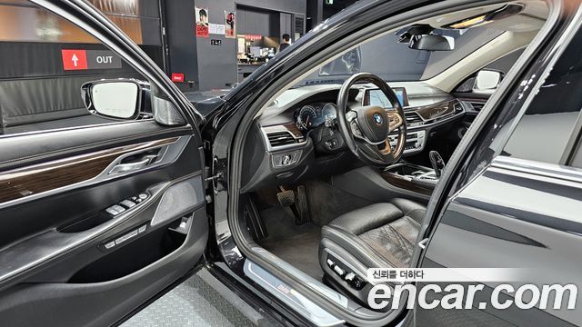 BMW 7 Series (G11) 750Li xDrive Prestige 2016 — фото 15