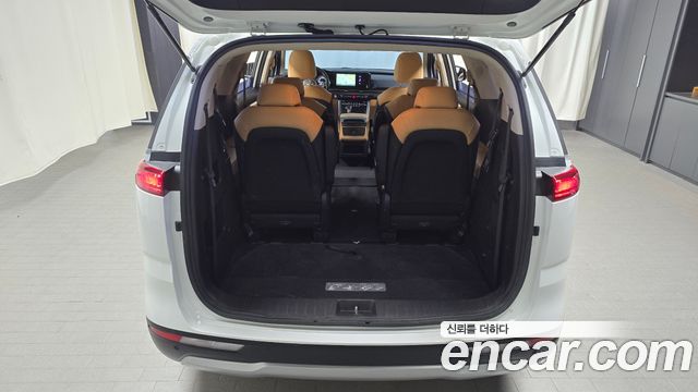 Kia Carnival (IV) Diesel 9-Seater Prestige 2023 — фото 20