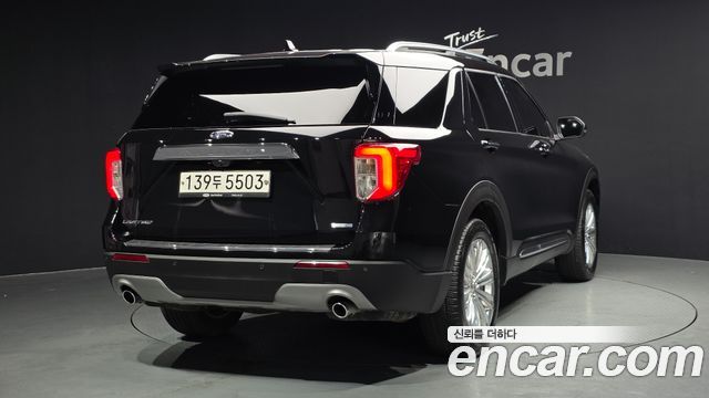 Ford Explorer (VI) 2.3 LimIted 4WD 2020 — фото 2