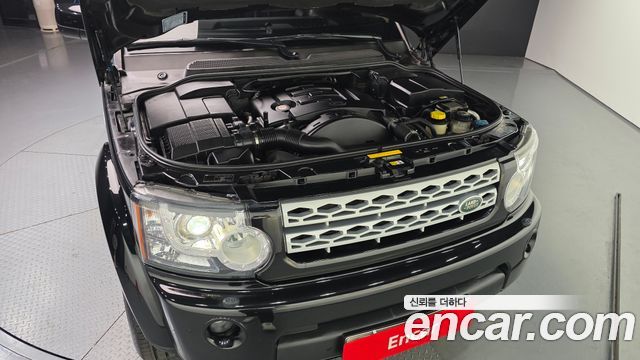Land Rover Discovery 4 3.0 SDV6 HSE 2013 — фото 6