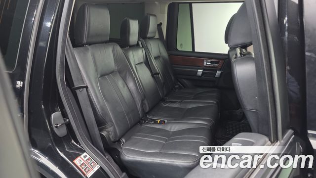 Land Rover Discovery 4 3.0 SDV6 HSE 2013 — фото 12
