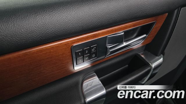 Land Rover Discovery 4 3.0 SDV6 HSE 2013 — фото 17