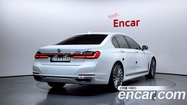 BMW 7 Series (G11) 740i Design Pure Excellence 2022 — фото 2