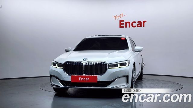 BMW 7 Series (G11) 740i Design Pure Excellence 2022 — фото 3