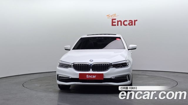 BMW 5 Series (G30) 520d xDrive Luxury Plus 2018 — фото 3