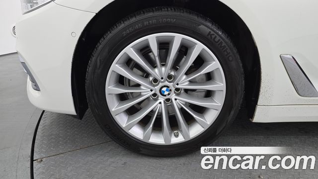 BMW 5 Series (G30) 520d xDrive Luxury Plus 2018 — фото 5