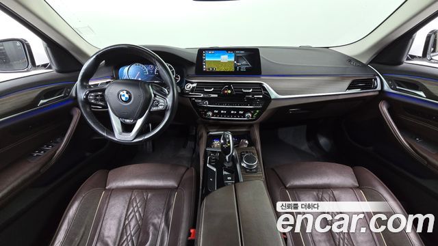 BMW 5 Series (G30) 520d xDrive Luxury Plus 2018 — фото 7