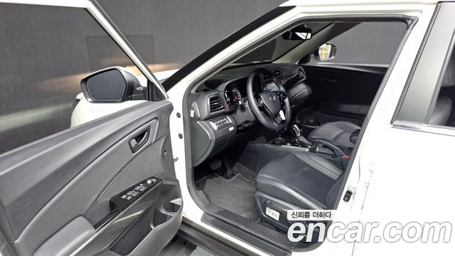 KG Mobility (SsangYong) Very New Tivoli Gasoline 1.5 2WD V3 2022 — фото 10