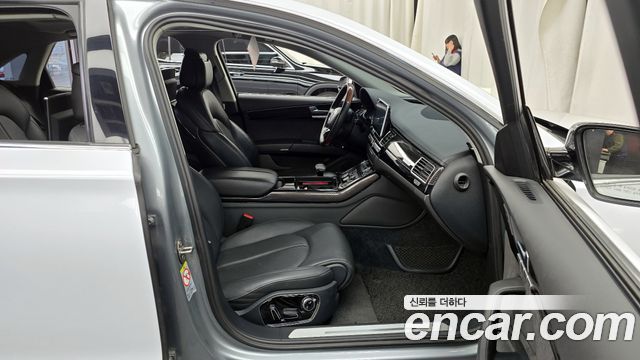 Audi A8 3.0 TFSI Quattro LWB D4 2013 — фото 11