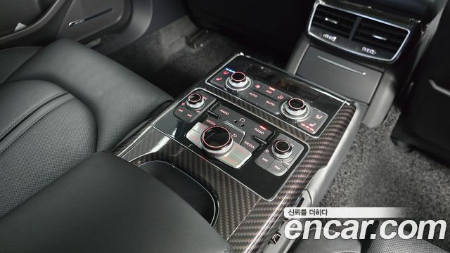 Audi A8 3.0 TFSI Quattro LWB D4 2013 — фото 19