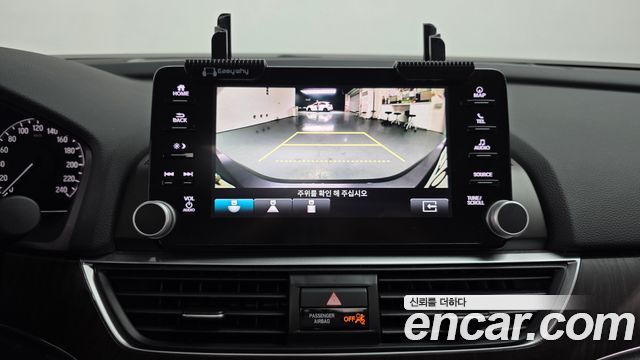 Honda Accord (X) 1.5 Turbo 2019 — фото 14