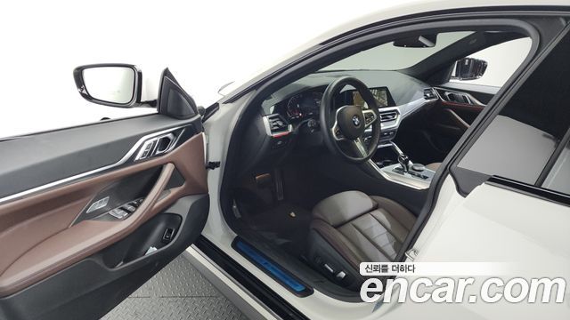 BMW 4 Series (G22) 420i M Sports GranCoupe 2023 — фото 10