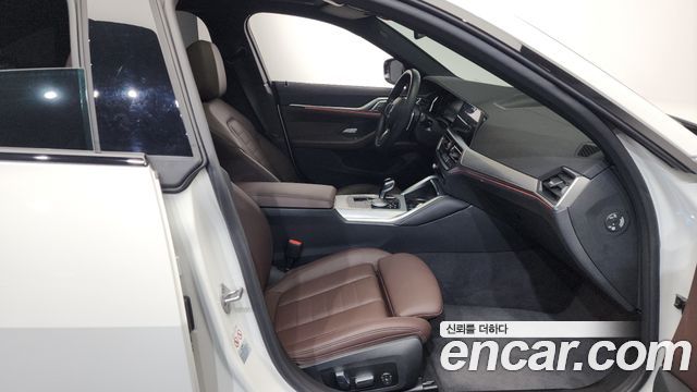 BMW 4 Series (G22) 420i M Sports GranCoupe 2023 — фото 11