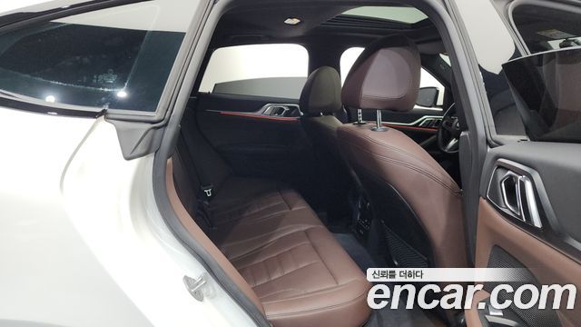 BMW 4 Series (G22) 420i M Sports GranCoupe 2023 — фото 12