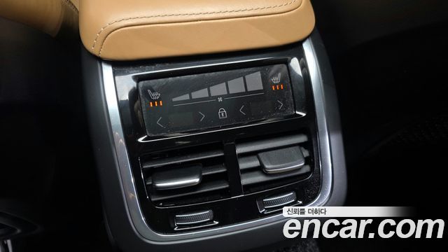 Volvo V60 Cross Country (II) B5 Pro AWD 2021 — фото 18